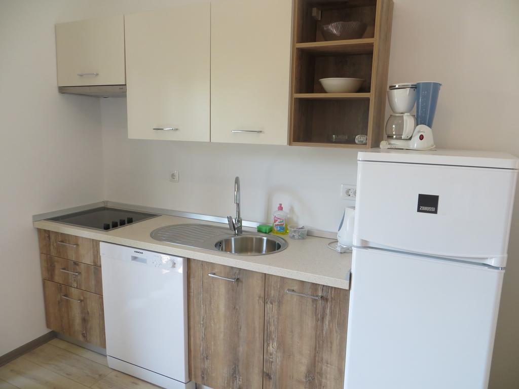 Apartments Sandra Porec Exterior photo