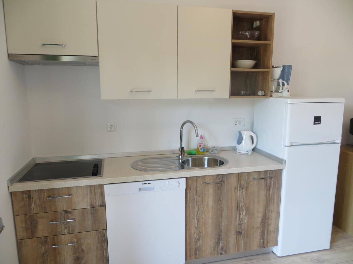 Apartments Sandra Porec Exterior photo
